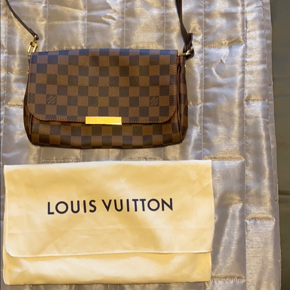 Authentic LOUIS VUITTON Favorite Handbag